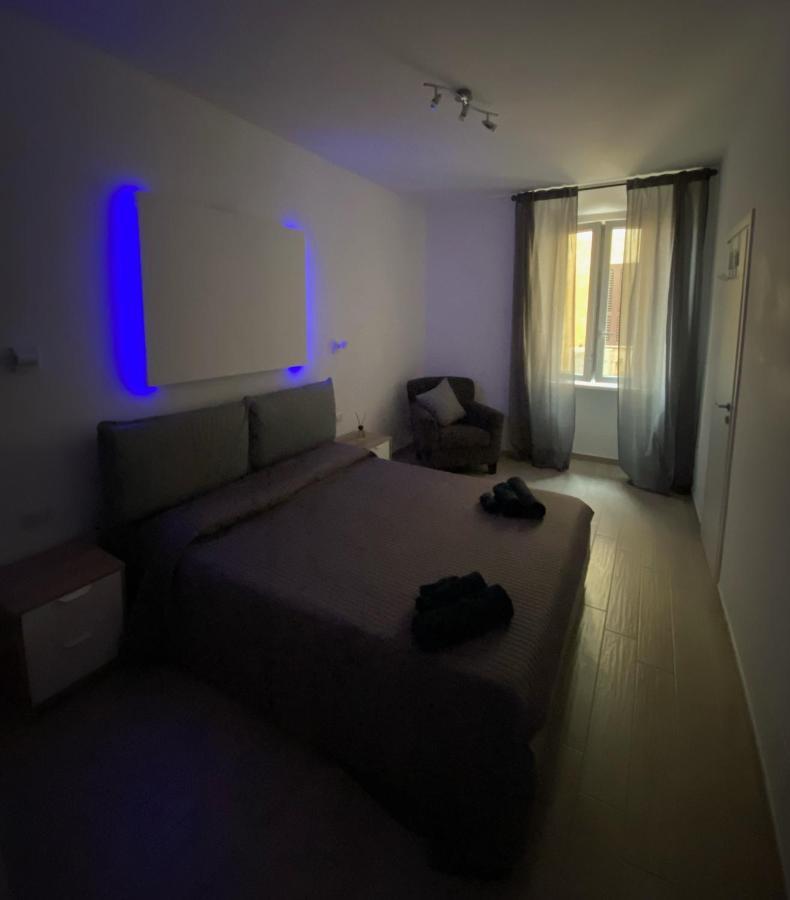 Domus Art Suites Merulana โรม ภายนอก รูปภาพ