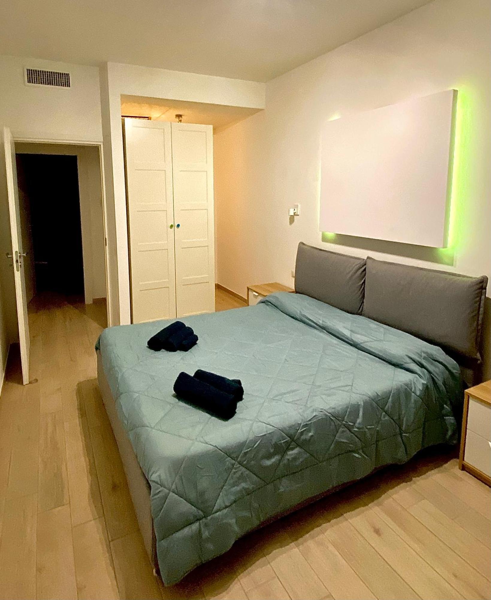 Domus Art Suites Merulana โรม ภายนอก รูปภาพ
